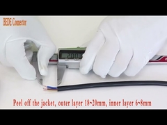 Uno mismo de PA66 M19 que cierra al varón redondo del conector a IP68 impermeable femenino