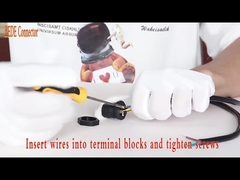 Uno mismo que cierra M19 el cable impermeable del material del conector PA66 para artesonar el montaje posterior