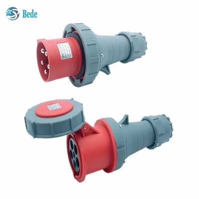 Pernos industriales Couplor industrial IP67 AC380-415V del enchufe 3P+N+E y del zócalo 5 63 y 125 amperios