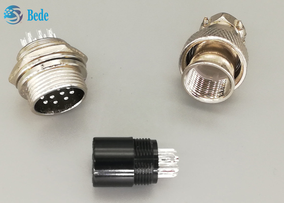 10 Pin Male/el conector femenino de la aviación Gx16 fijaron la soldadura del material de la aleación del cinc