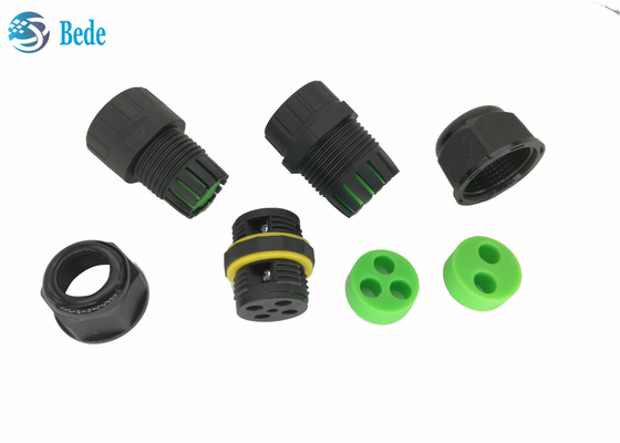 Los conectores de cable impermeables del IP 68 que 3 pernos hacen salir 2~4 alambres soportan de alto voltaje y de gran intensidad