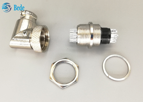 10 el varón del conector de la aviación del conector del codo de los pernos Gx16 y los sistemas femeninos platean el enchufe plateado