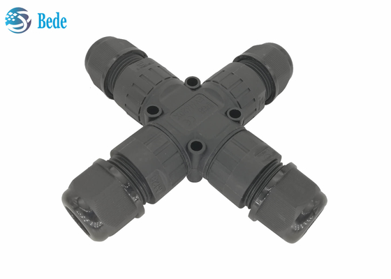Tipo impermeable 4-Channel 2-Poles de los conectores de cable IP68 X para las carteleras al aire libre