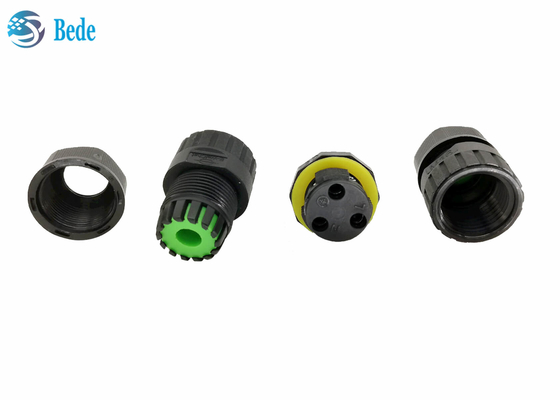 Conectores de cable impermeables al aire libre 450V del IP 68 M25 2 3 4 5 canal de los pernos 2
