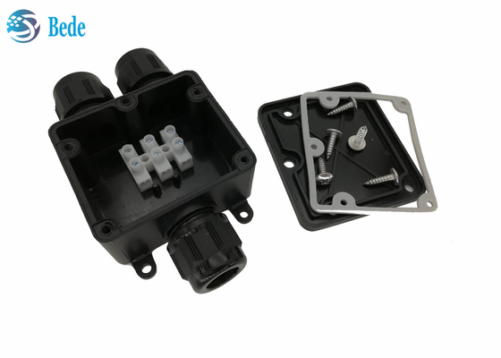 2 3 IP impermeable 68 del desbloqueo de la caja de conexiones del canal 450V para el uso al aire libre