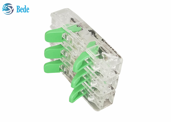 El conector rápido universal PA66 3 del alambre y del alambre del cable entró 3 la salida 450V