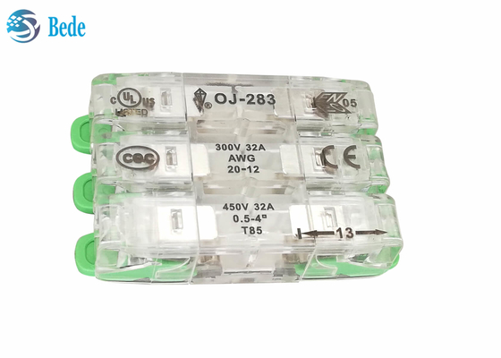 El conector rápido universal PA66 3 del alambre y del alambre del cable entró 3 la salida 450V