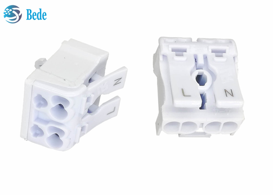 2 bloques de terminales rápidos de postes PA66 apalancan empujar de las nueces 450V 24A hacia adentro bloque de conector