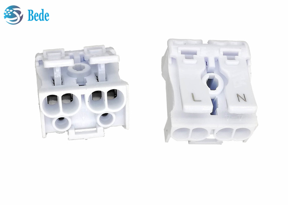 2 bloques de terminales rápidos de postes PA66 apalancan empujar de las nueces 450V 24A hacia adentro bloque de conector