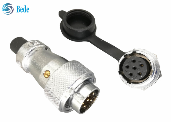 Montaje del panel WS16 8 plástico suave del PVC de 9 10 Pin Circular Connector con el guardapolvo