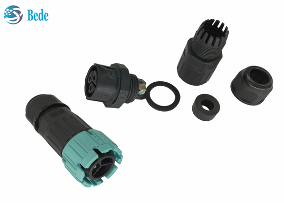 Uno mismo de PA66 M19 que cierra al varón redondo del conector a IP68 impermeable femenino