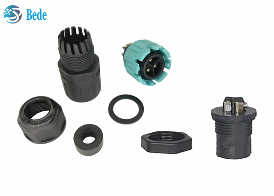 Uno mismo que cierra M19 el cable impermeable del material del conector PA66 para artesonar el montaje posterior