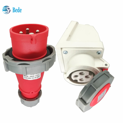 4 pines IP67 enchufe eléctrico industrial con 16A / 380 ~ 415V tipo de montaje en pared
