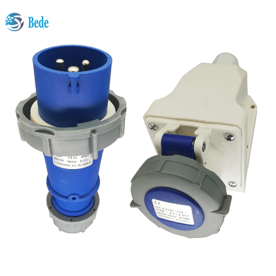 Enchufe industrial 16 Amp 220V-250V 3 pines Tipo de montaje en la pared para equipos industriales