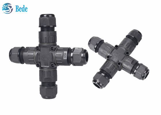Tipo impermeable 4-Channel 2-Poles de los conectores de cable IP68 X para las carteleras al aire libre