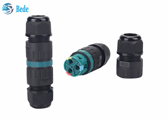 Perno impermeable a prueba de agua de conexión rápido del conector 2 del canal 450V 17.5A ip68 de los pernos 2 del conector 3 del alambre M20