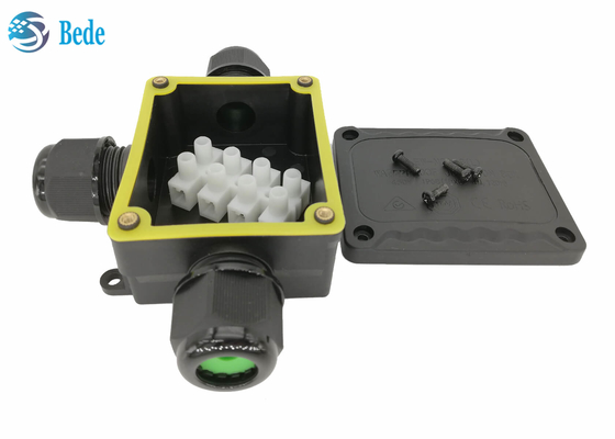 Tipo a prueba de mal tiempo del canal 450V T de la caja de mercado de la caja de conexiones de la prenda impermeable IP68 3